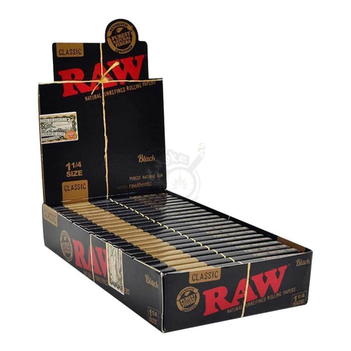 RAW Classic Black 1-1/4 Size 50/pack - SmokeTime