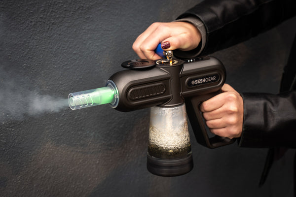 SeshGear Super Smoker Smoke Thrower Water Pipe (WP795BK)