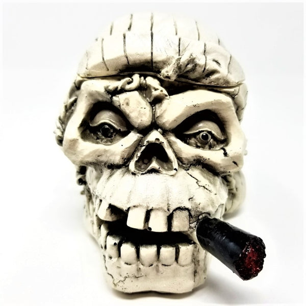 Tuque skull ashtray (14362-A)